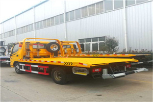 弓长岭附近拖车救援搭电