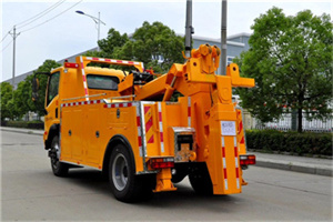 弓长岭高速路拖车费